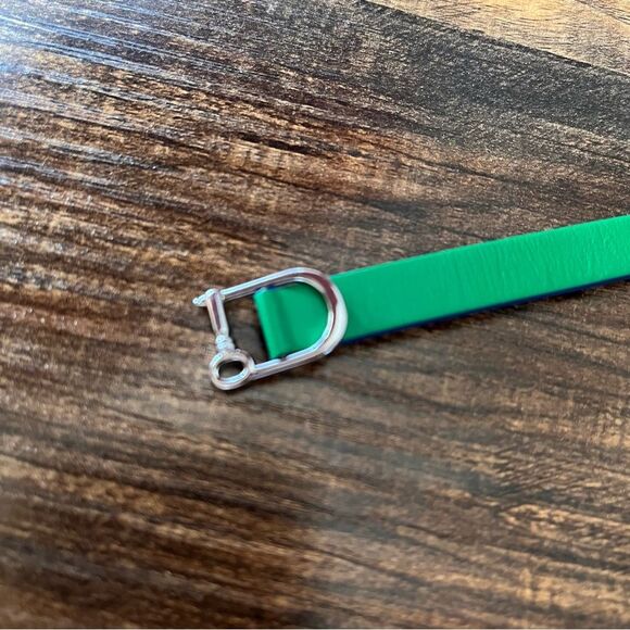 Keep Collective Cobalt Blue/Kelly Green Reversible Leather Keeper/Bracelet - Picture 8 of 11